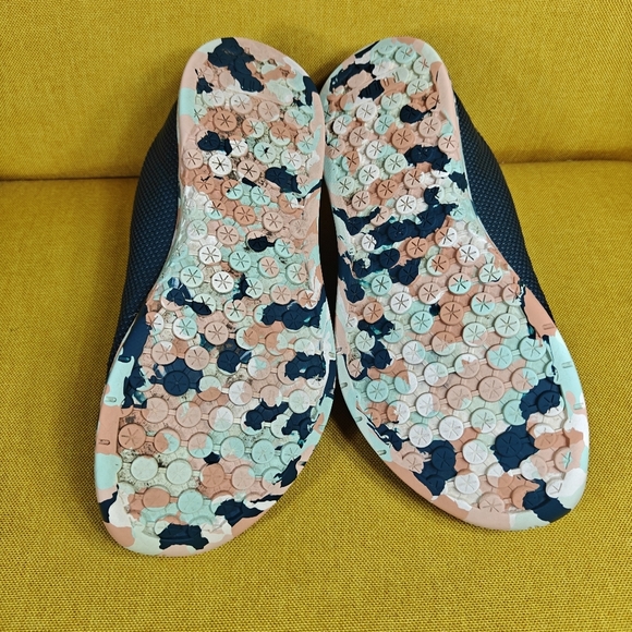 Nobull Wild Jewel Trainer Light Olive Multicolor Sneakers Shoes Women 8, Men 6.5 - Picture 9 of 9